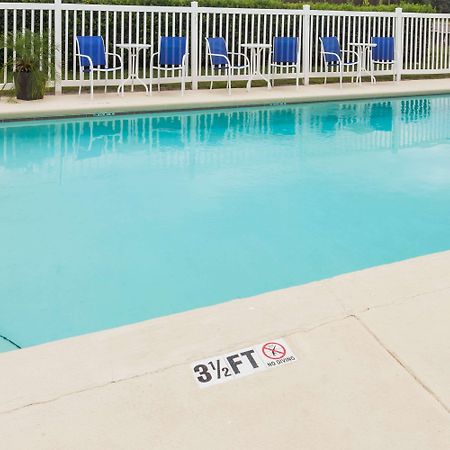 Days Inn By Wyndham Madison Esterno foto