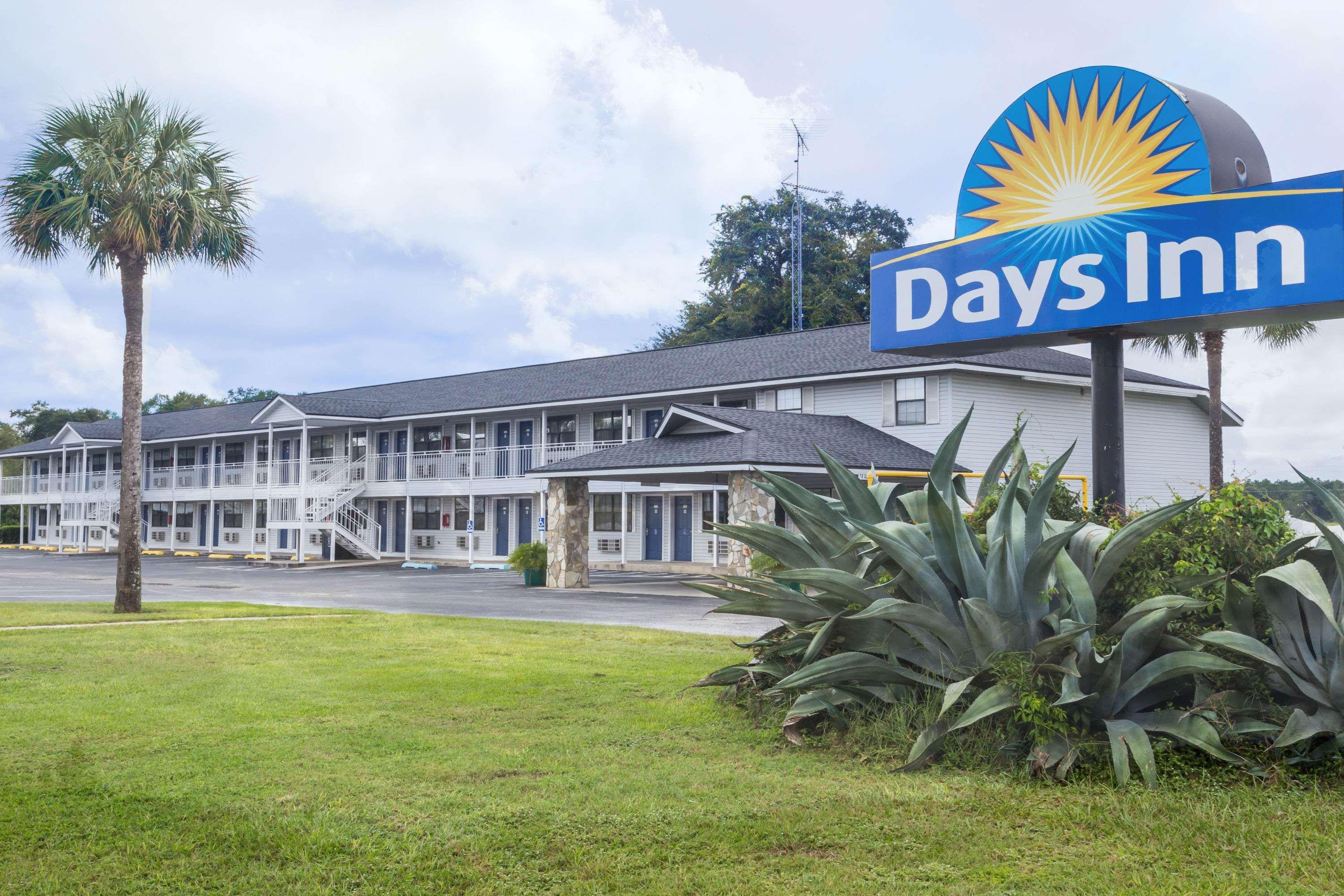 Days Inn By Wyndham Madison Esterno foto