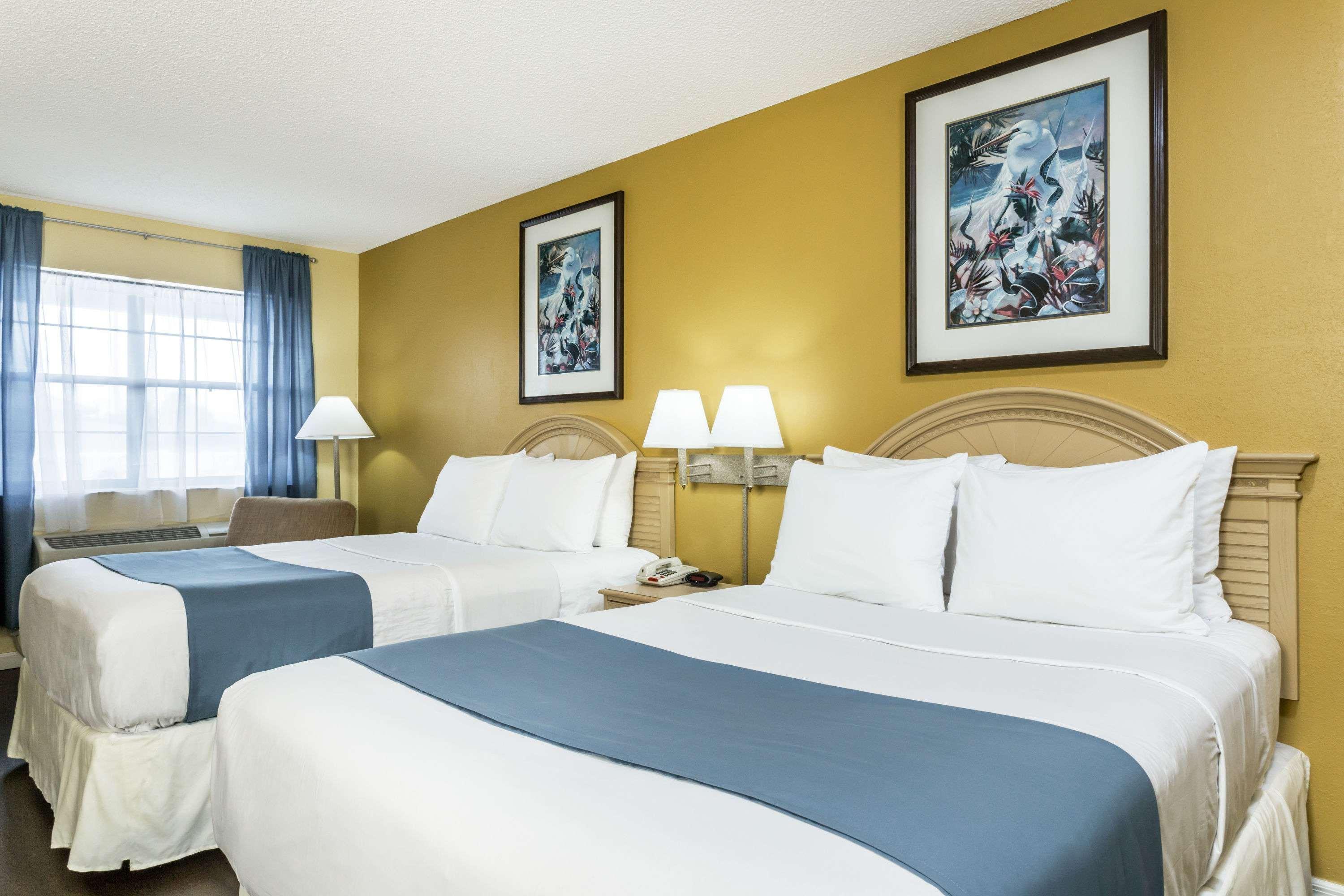 Days Inn By Wyndham Madison Esterno foto