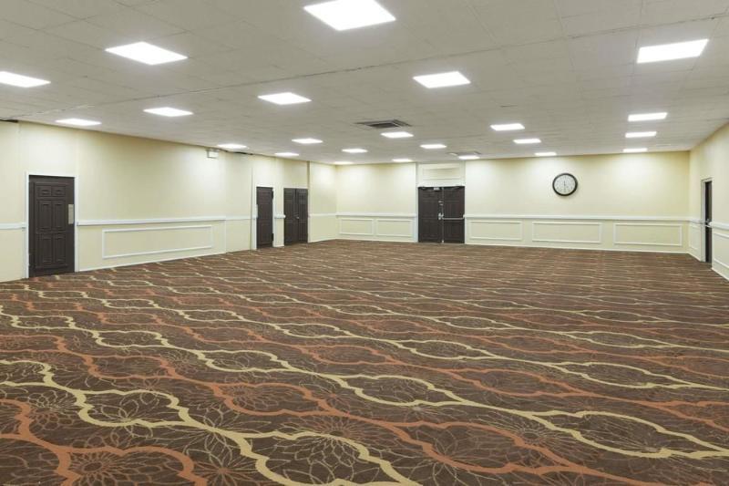 Days Inn By Wyndham Madison Esterno foto